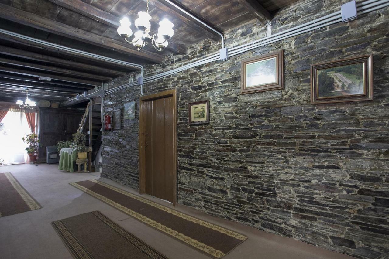 A Fonte Das Bodas Samos Exteriér fotografie